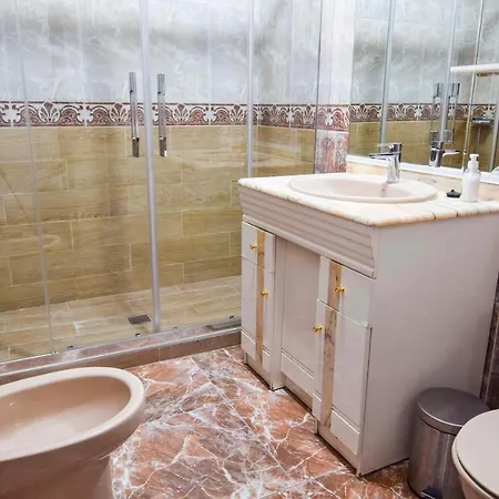 Letmalaga Economy Compas * Málaga