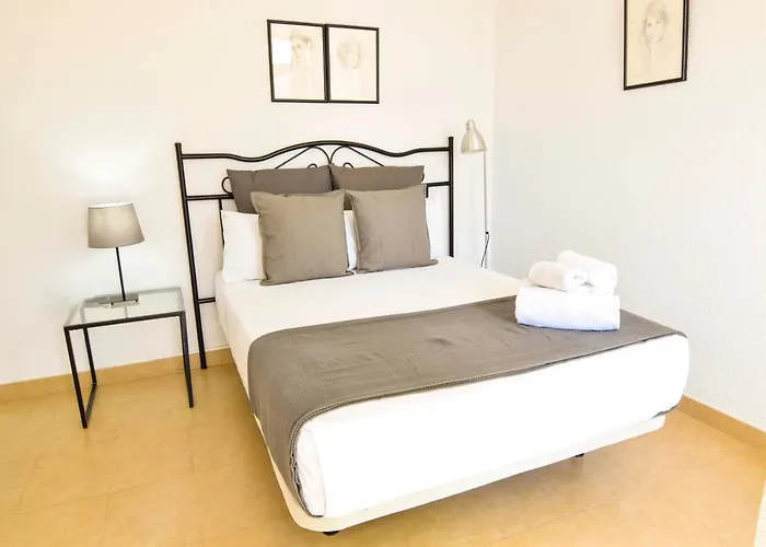 Letmalaga Economy Compas